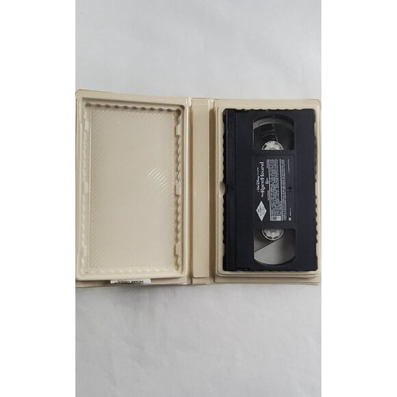 The Fox And The Hound VHS Tape 2041 - Walt Disney Black Diamond Edition RARE - Picture 4 of 6